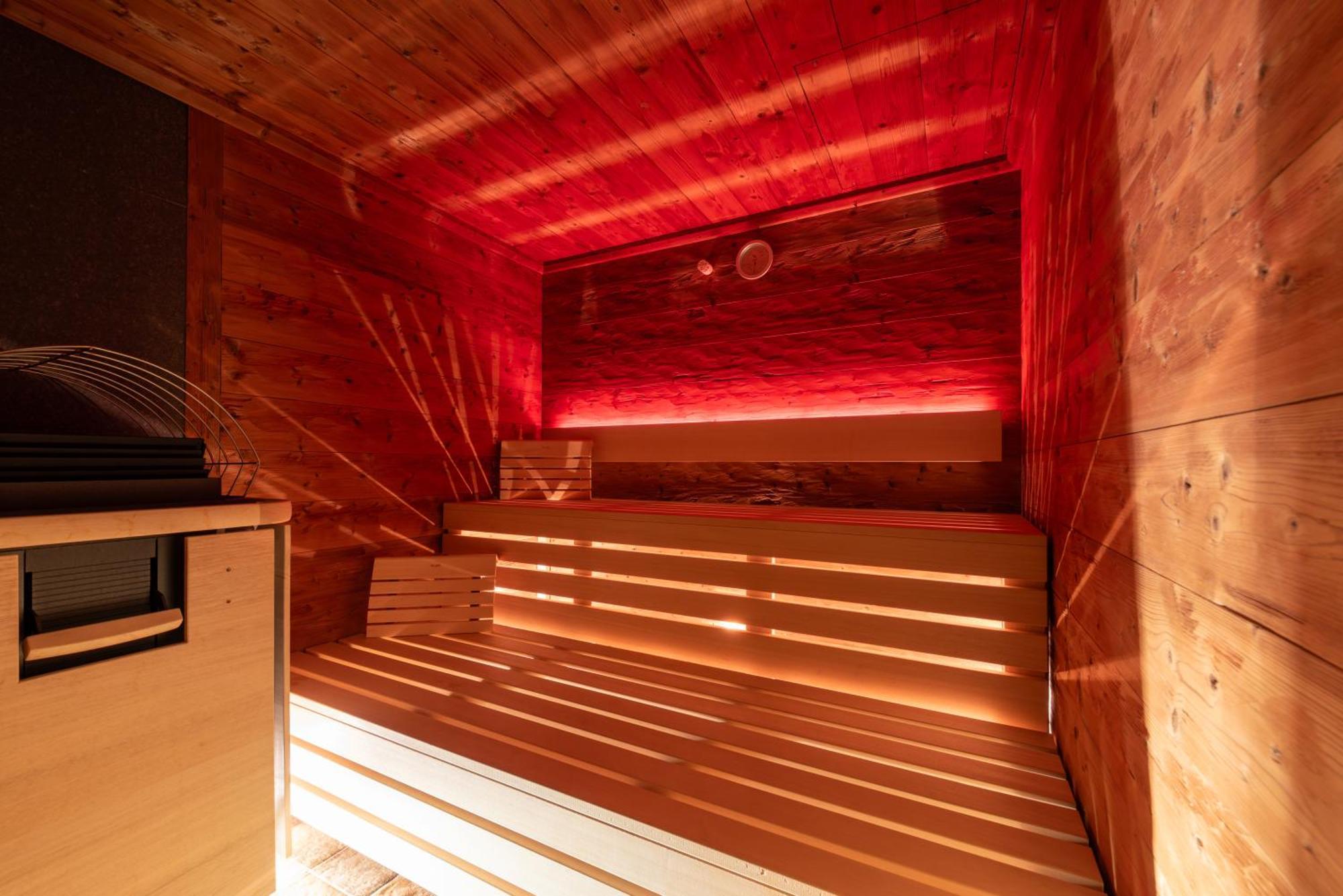 Enzian Paznaun Hotel 3*